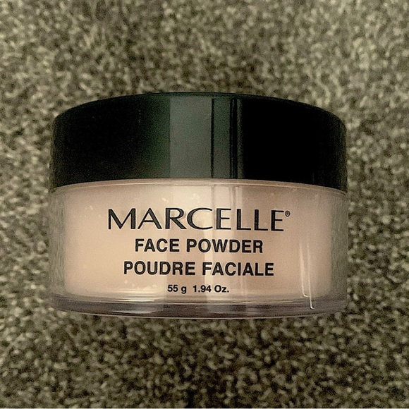 Marcelle Flawless Loose Face Powder - Picture 2 of 5
